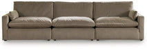 Sophie 3-Piece Sectional Sofa (15706S2 (1570646,1570664,1570665)