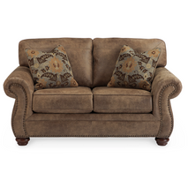 Larkinhurst Loveseat (3190135)