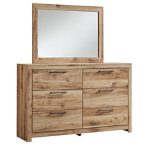 Hyanna Dresser and Mirror (B1050B1 (B1050-31,B1050-36)